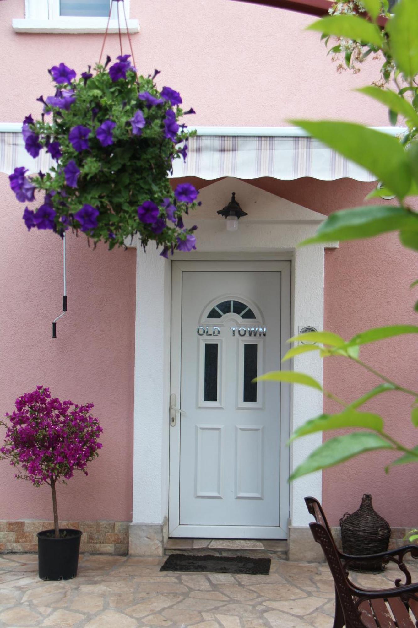 Villa Old Town Подгорица Екстериор снимка